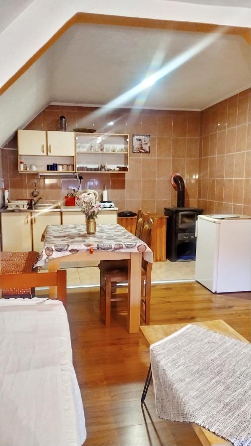 Apartmani Bozana Vojinovic Zabljak  Ngoại thất bức ảnh